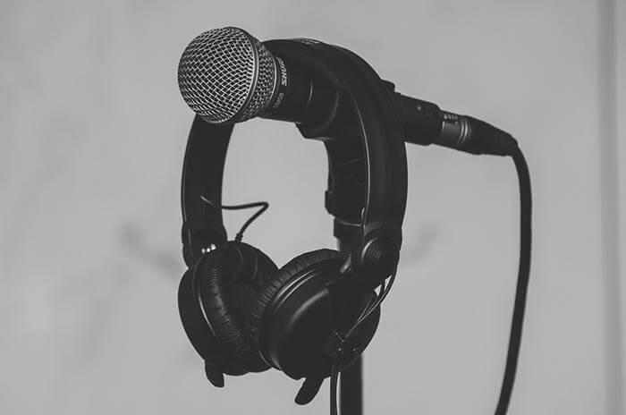Full Width Page 1 music black and white technology equipment microphone mic 1364785